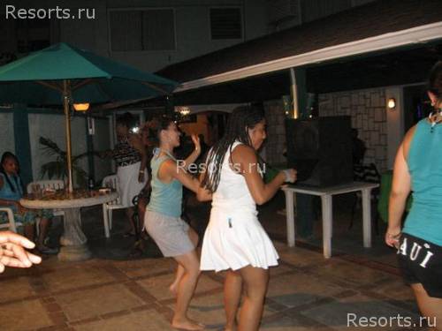 Doctors Cave Beach Hotel 48